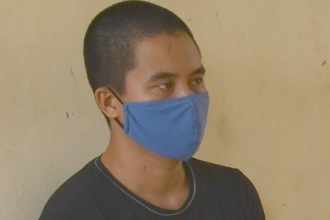 Chu sa lan bom nuoc ngot chong han phai nop tien bao ke hinh anh