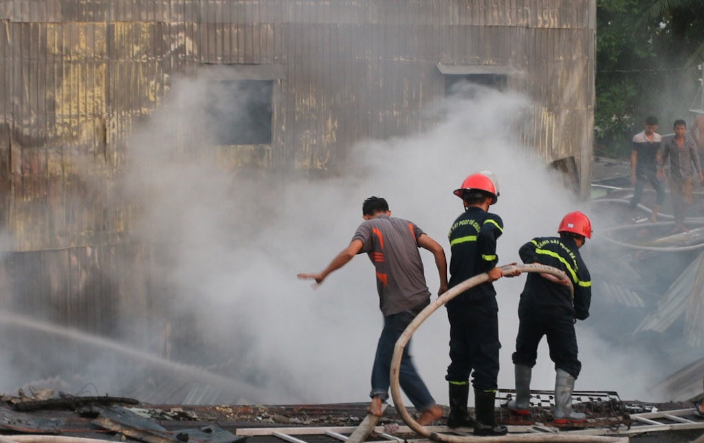 Chay 8 can nha o Long Xuyen hinh anh