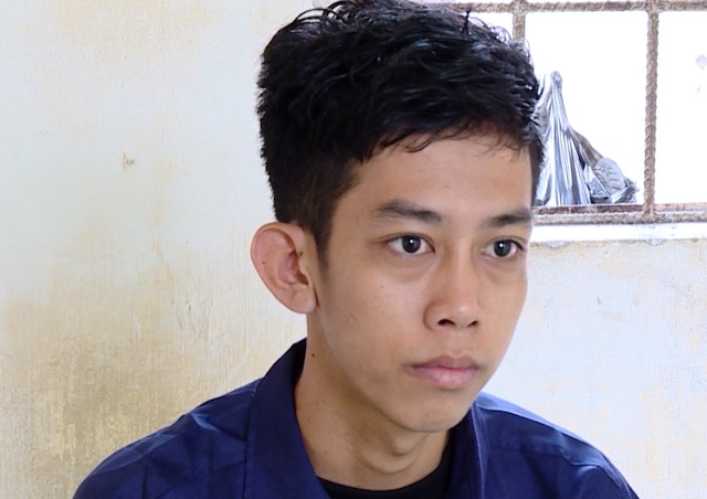 Nam thanh nien trom xe may sau khi hoi muon khong thanh hinh anh