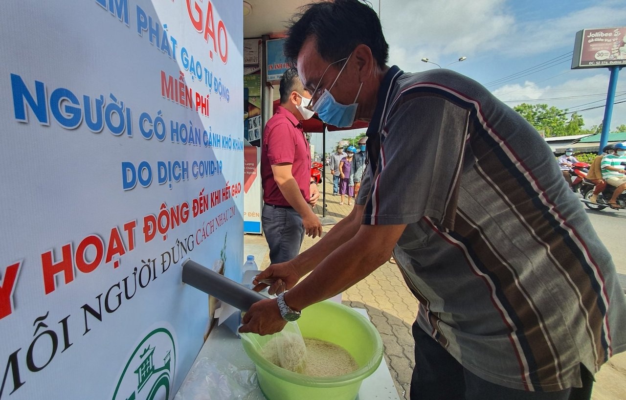 Can Tho co ATM gao anh 1