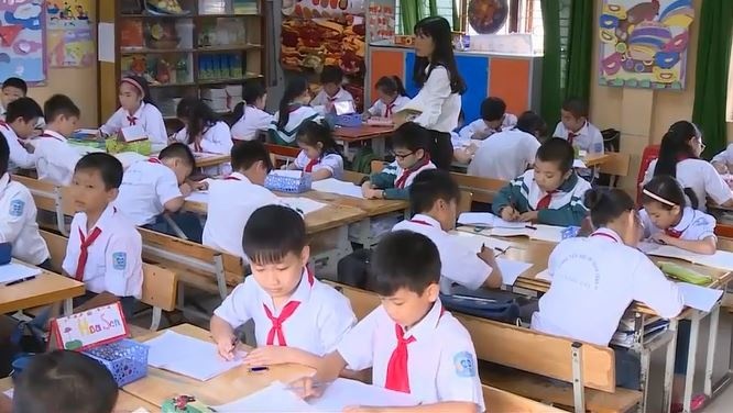 Can Tho cho hoc sinh tieu hoc tro lai lop vao giua thang 5 hinh anh