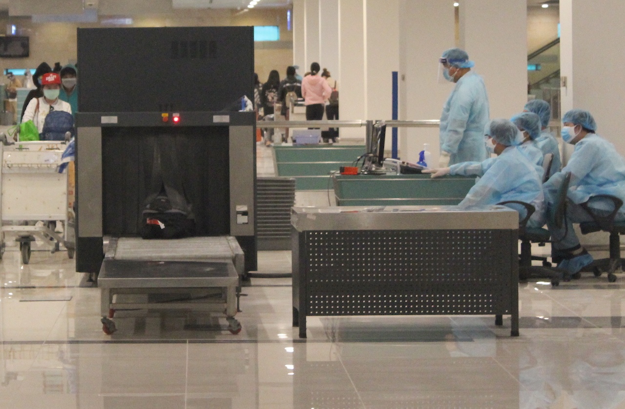 Cach ly 105 hanh khach tu Indonesia anh 1