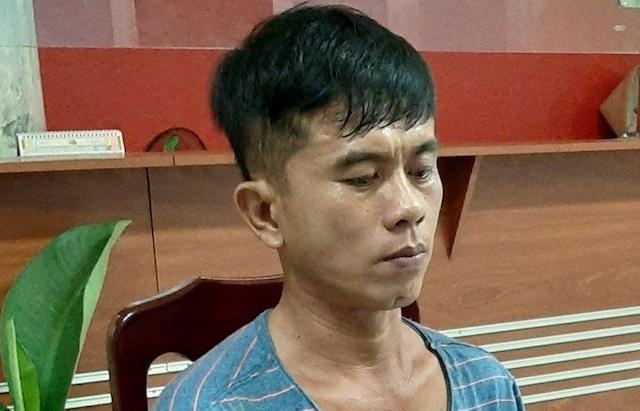 Quan ly nha nghi bi cuop cam ghe dap dau hinh anh