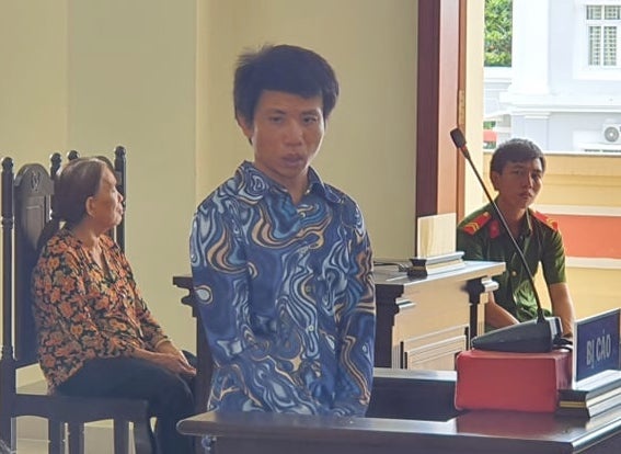 Đâm chết chủ nhà tại bàn nhậu vì mượn tiền không trả ảnh 1 Dam chet chu nha tai ban nhau vi muon tien khong tra anh 1