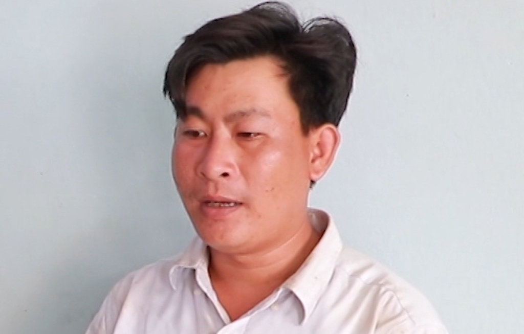 Nam thanh niên đánh phụ nữ cướp điện thoại ảnh 1 Nam thanh nien danh phu nu cuop dien thoai anh 1