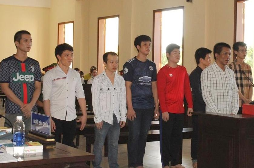 Chủ tiệp thiệp cưới in tiền giả ảnh 1 Chu tiep thiep cuoi in tien gia anh 1