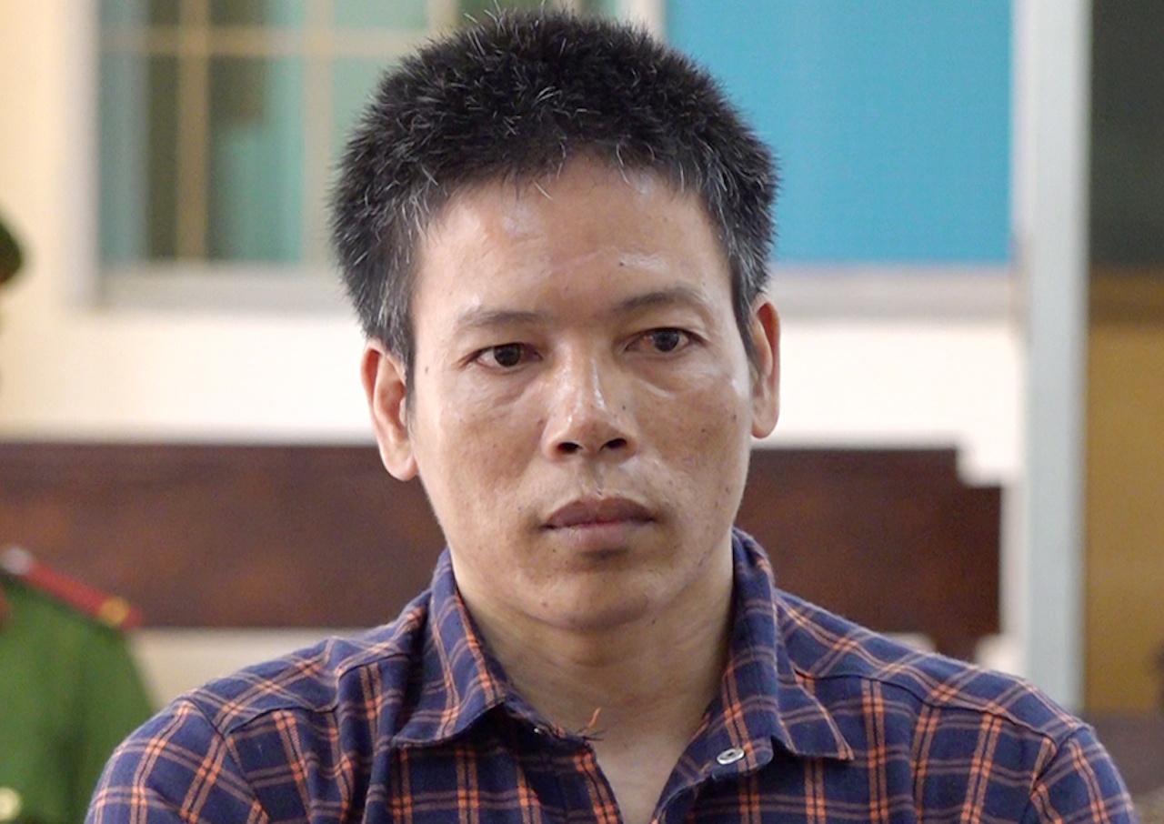Nguoi dan ong giet vo do nghi trom tien hinh anh