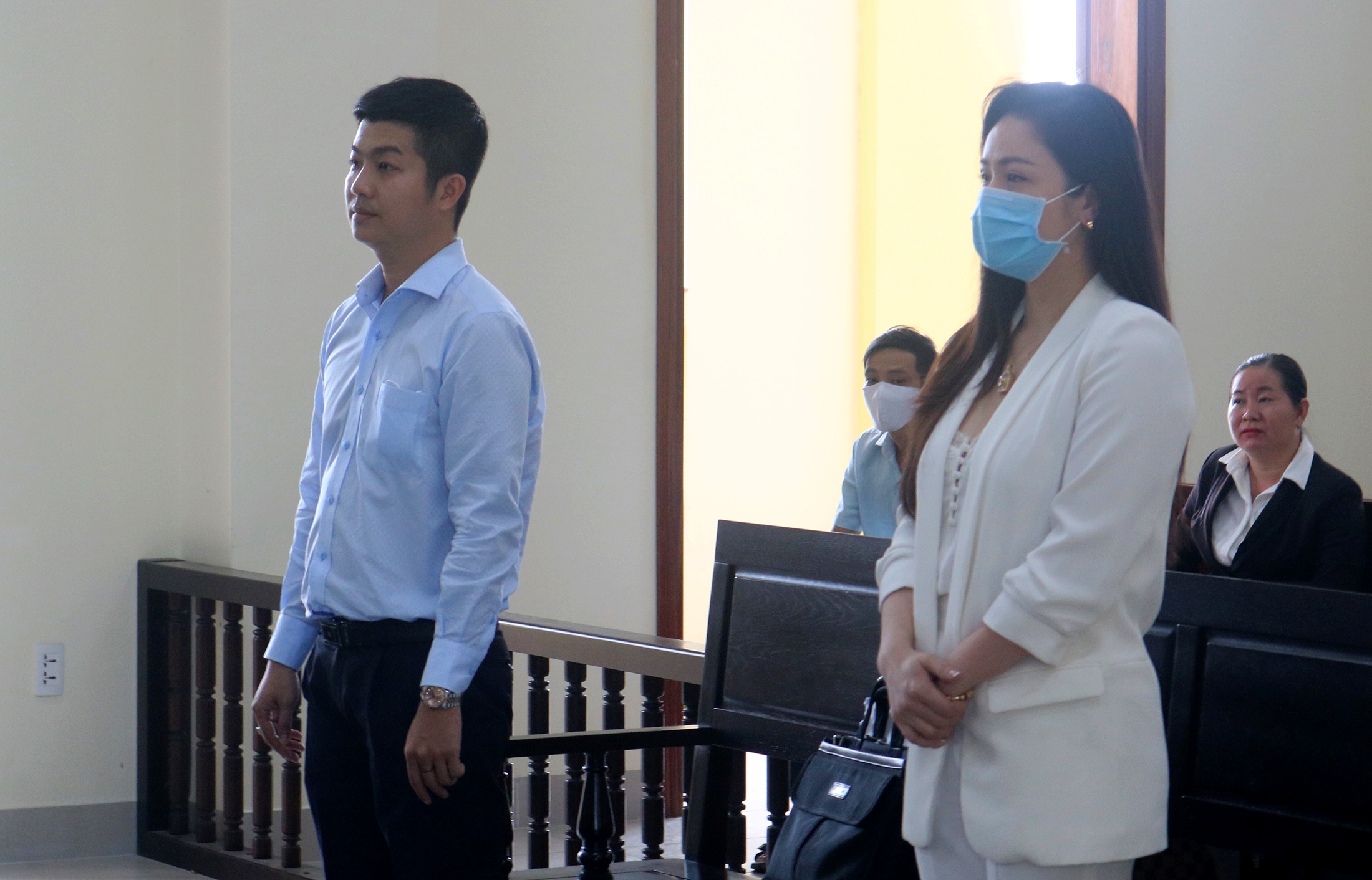 Nhật Kim Anh giành quyền nuôi con ảnh 1 Nhat Kim Anh gianh quyen nuoi con anh 1