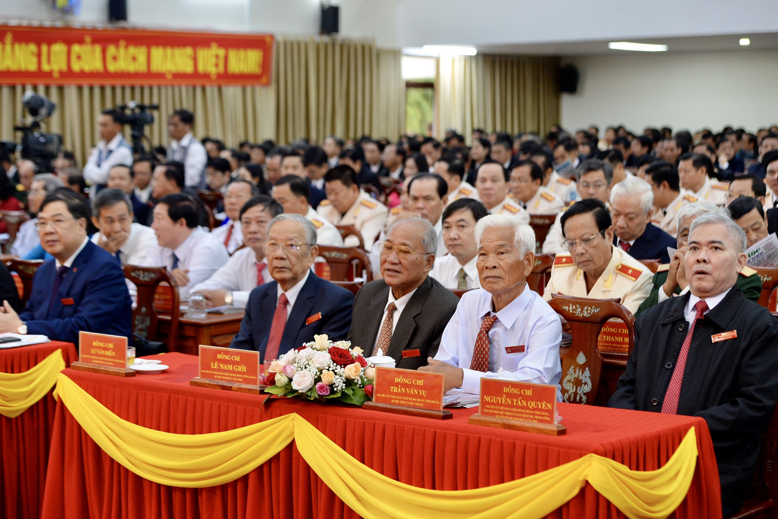 Dai hoi Dang Can Tho anh 9