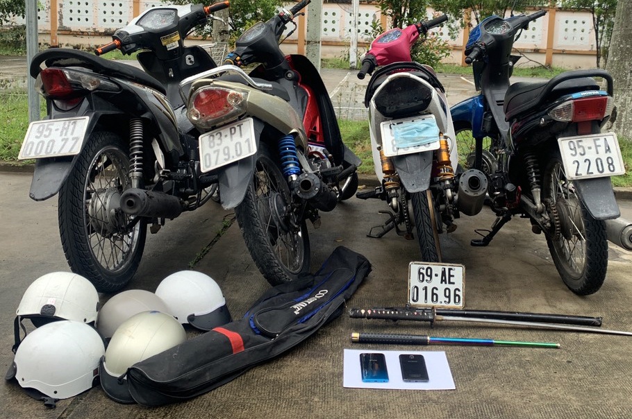 Nhom thanh thieu nien gay ra 10 vu cuop anh 2