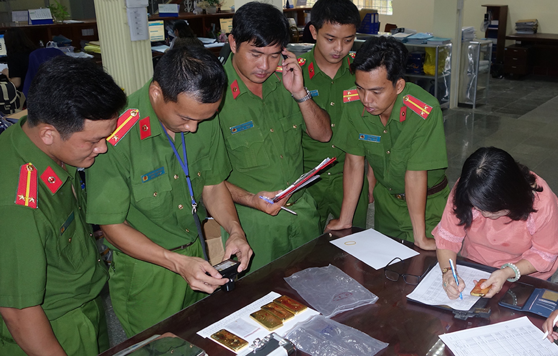 Troc na 'trum buon lau' Muoi Tuong anh 2