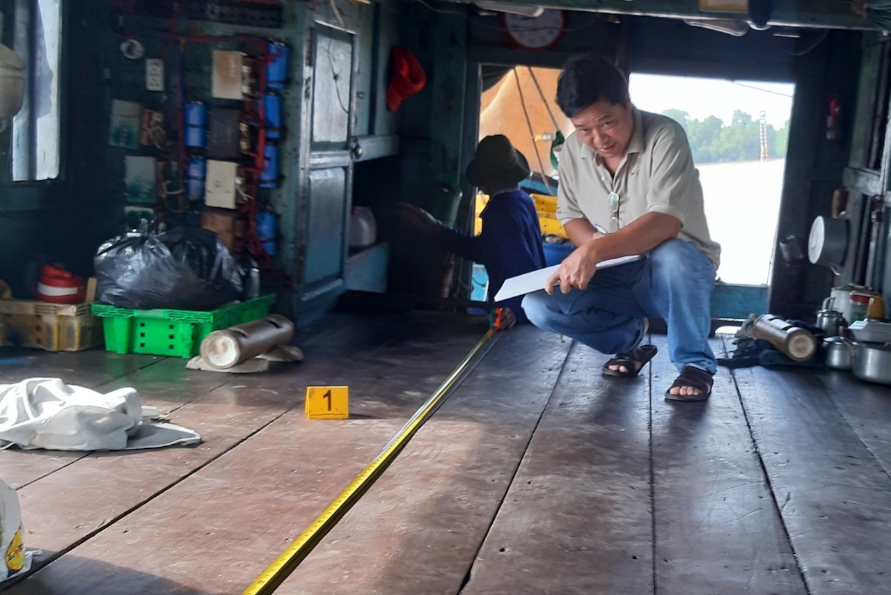 Thuyền viên đâm chết bạn nhậu trên tàu cá ảnh 1 Thuyen vien dam chet ban nhau tren tau ca anh 1