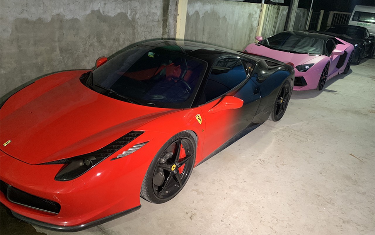 Canh sat tam giu 3 "sieu xe" vi pham giao thong anh 2