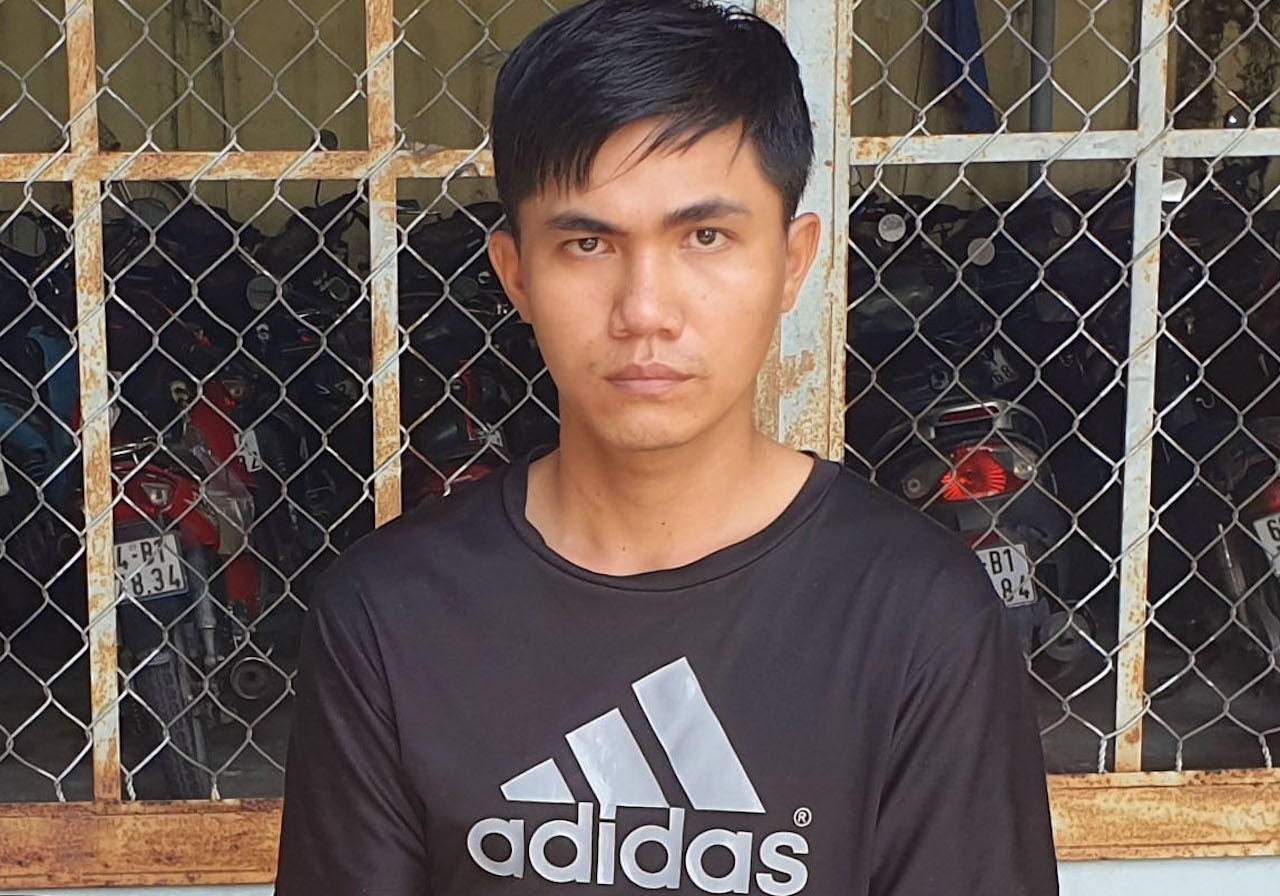 Bat nghi pham cuop tiem vang hinh anh