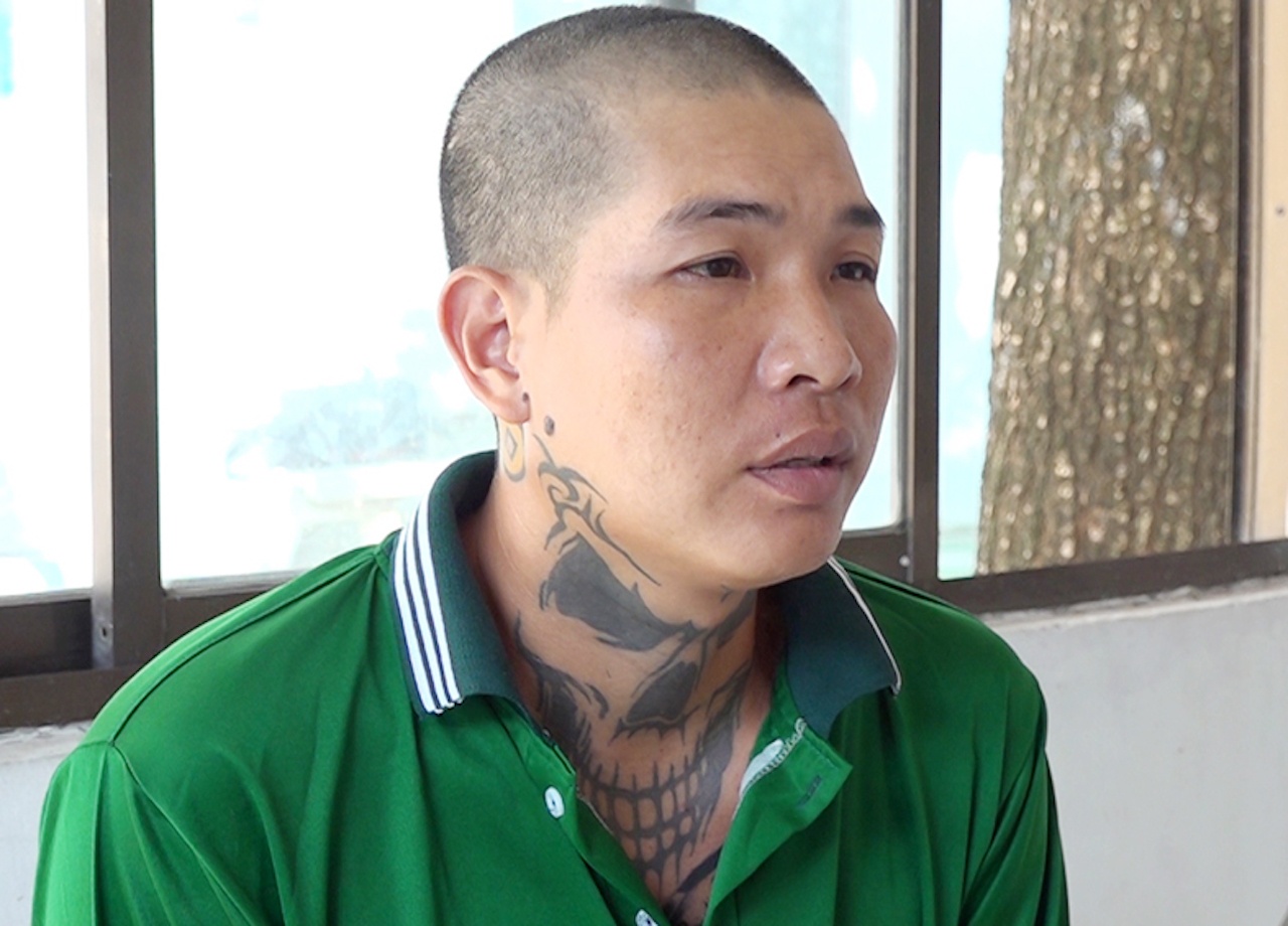 Đâm chết bạn nhậu vì chuyện hình xăm ảnh 1 Dam chet ban nhau vi chuyen hinh xam anh 1