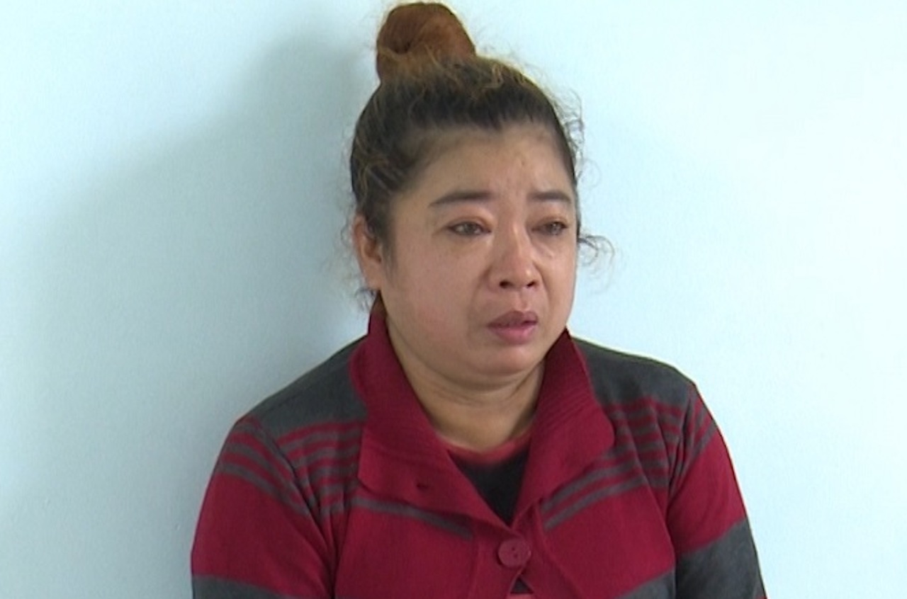 Chu quan karaoke cung con dau di bat ghen anh 1