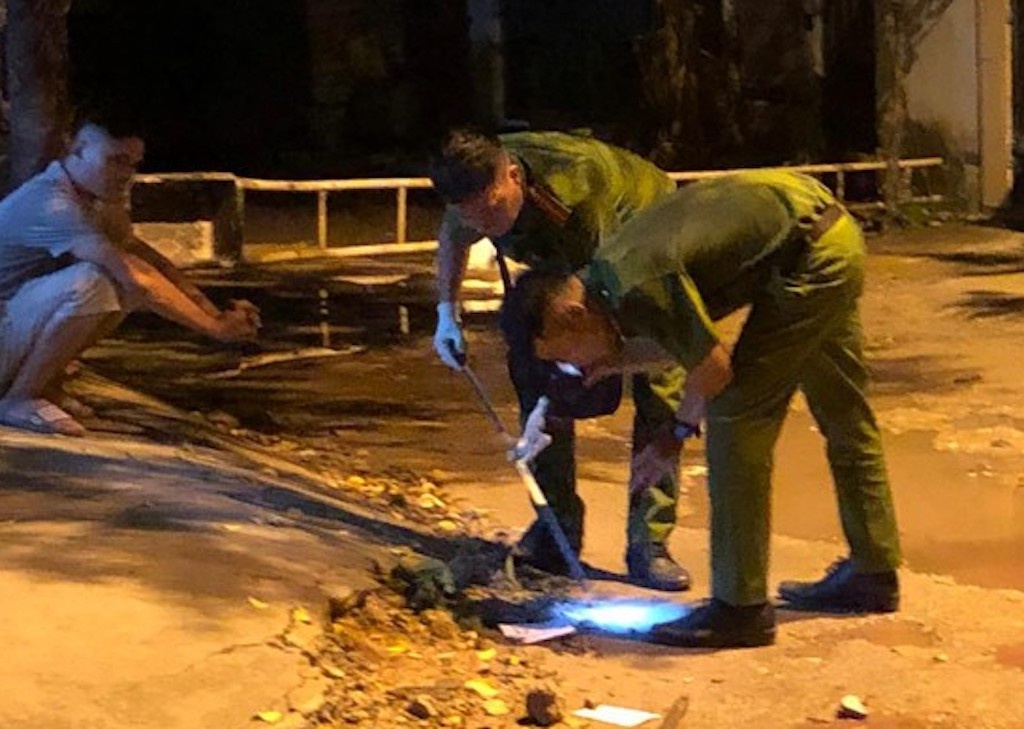 Khoi to nhom hon chien o quan nhau hinh anh