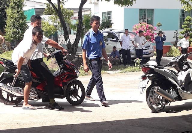 Truy tìm nhóm học viên bỏ trốn khỏi cơ sở cai nghiện ảnh 1 Truy tim nhom hoc vien bo tron khoi co so cai nghien anh 1
