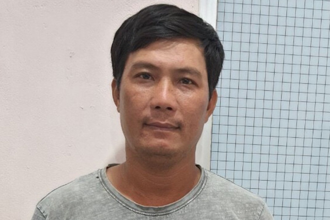 Bat nghi pham dam chet ban nhau hinh anh