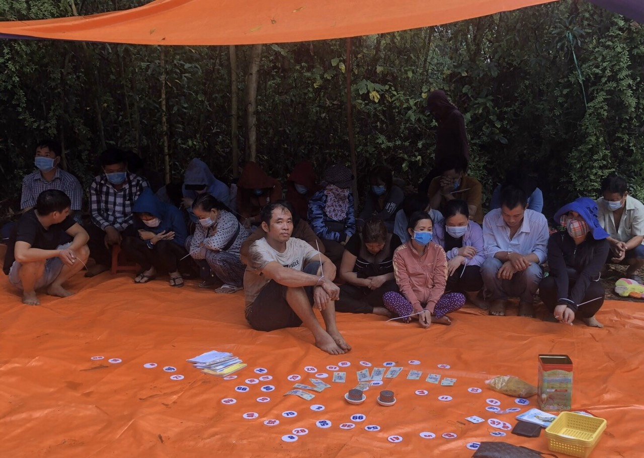 Canh sat bat soi bac o Tien Giang anh 1