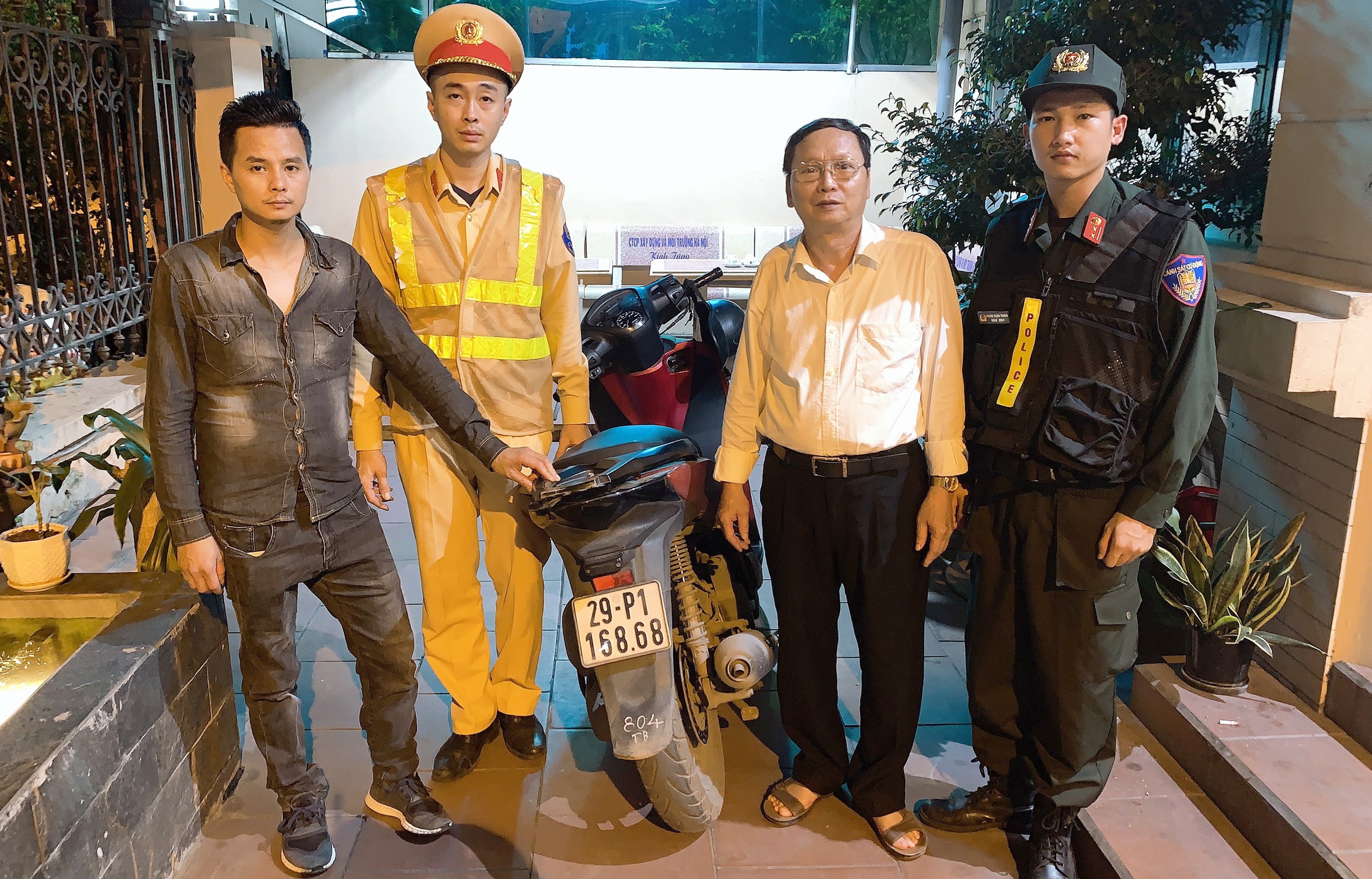 Nhan lai xe SH sau 3 nam bi trom anh 1