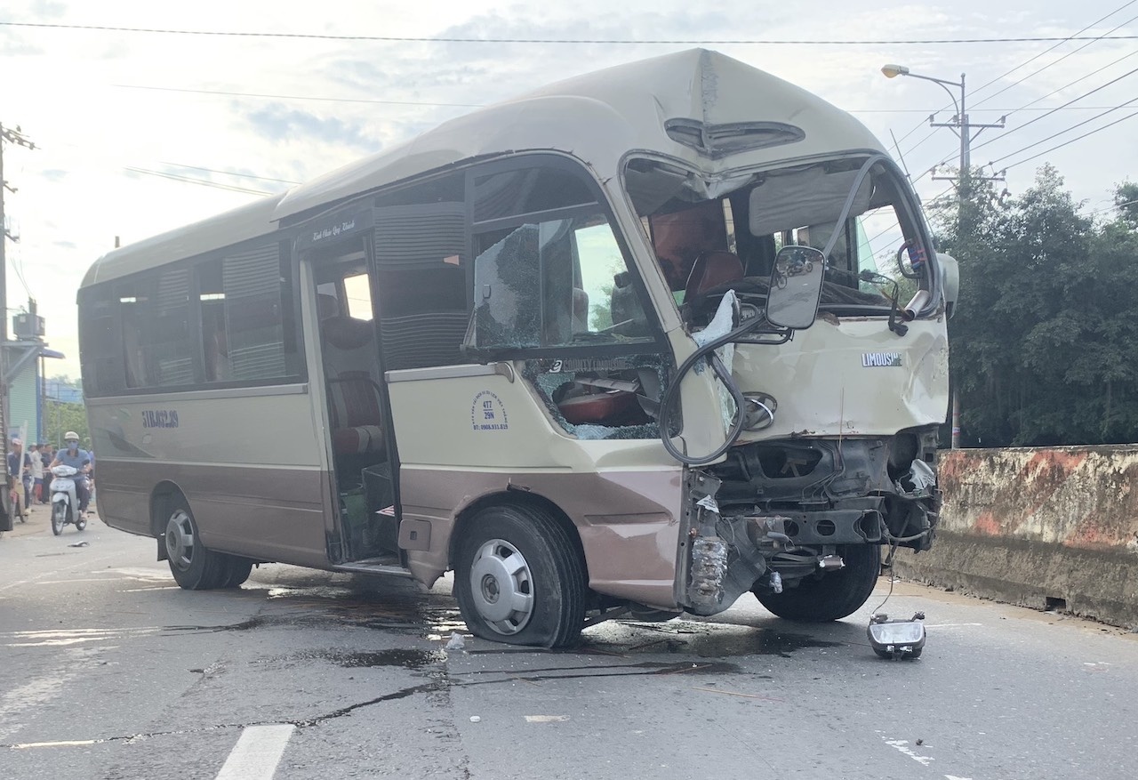 Nu sinh lop 8 tu vong trong vu tai nan lien quan oto 29 cho hinh anh