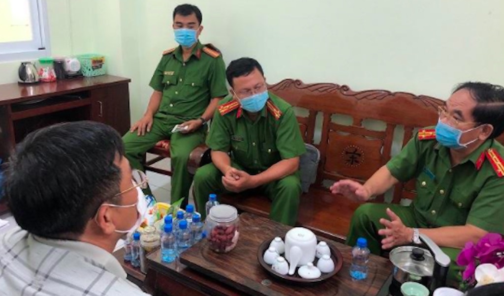Hai nghi pham bi dieu tra hanh vi hiep dam, giet nguoi cuop cua hinh anh