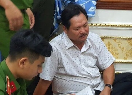 Thien 'Soi' cung con trai cho vay hon 324 ty dong, lai nang gap 5 lan hinh anh