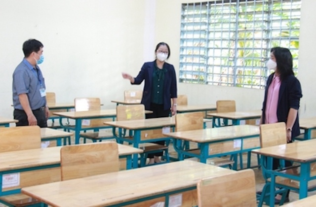 Pho giam doc So giao duc Vinh Long,  nhiem nCoV anh 1