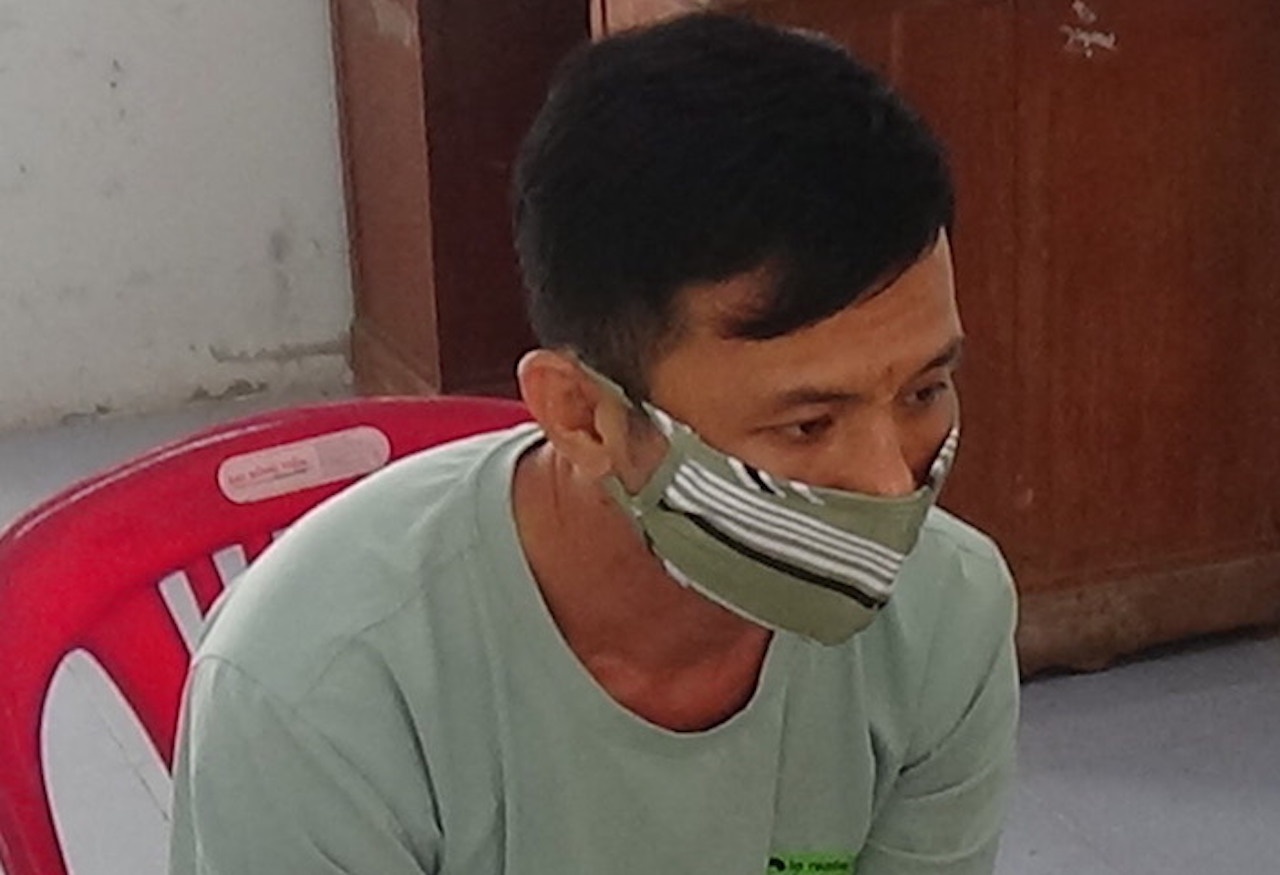 Ga trai cuop 139 tam ve so cua hai tre ban dao hinh anh