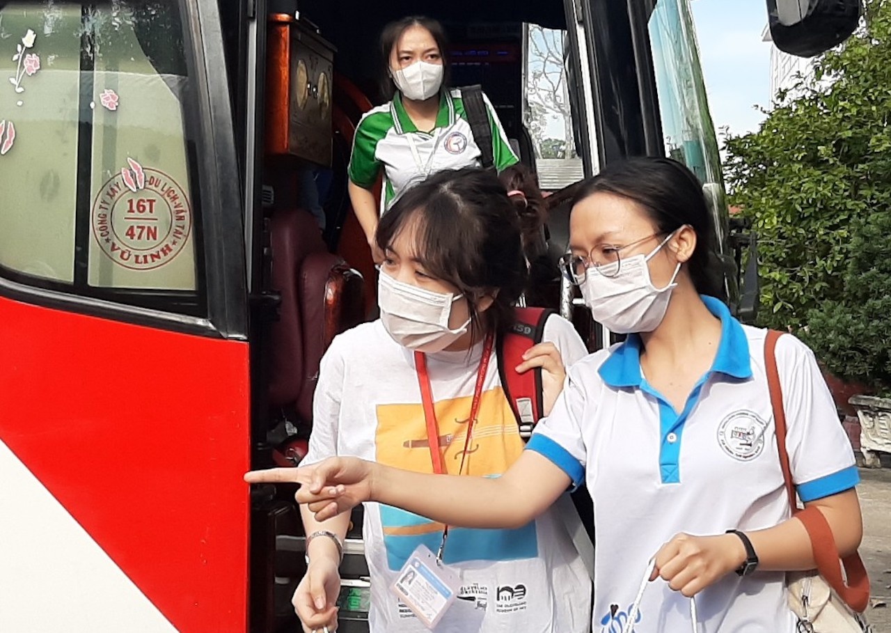 Vinh Long lay mau hon 30.000 cong nhan o Khu Cong nghiep Hoa Phu anh 2