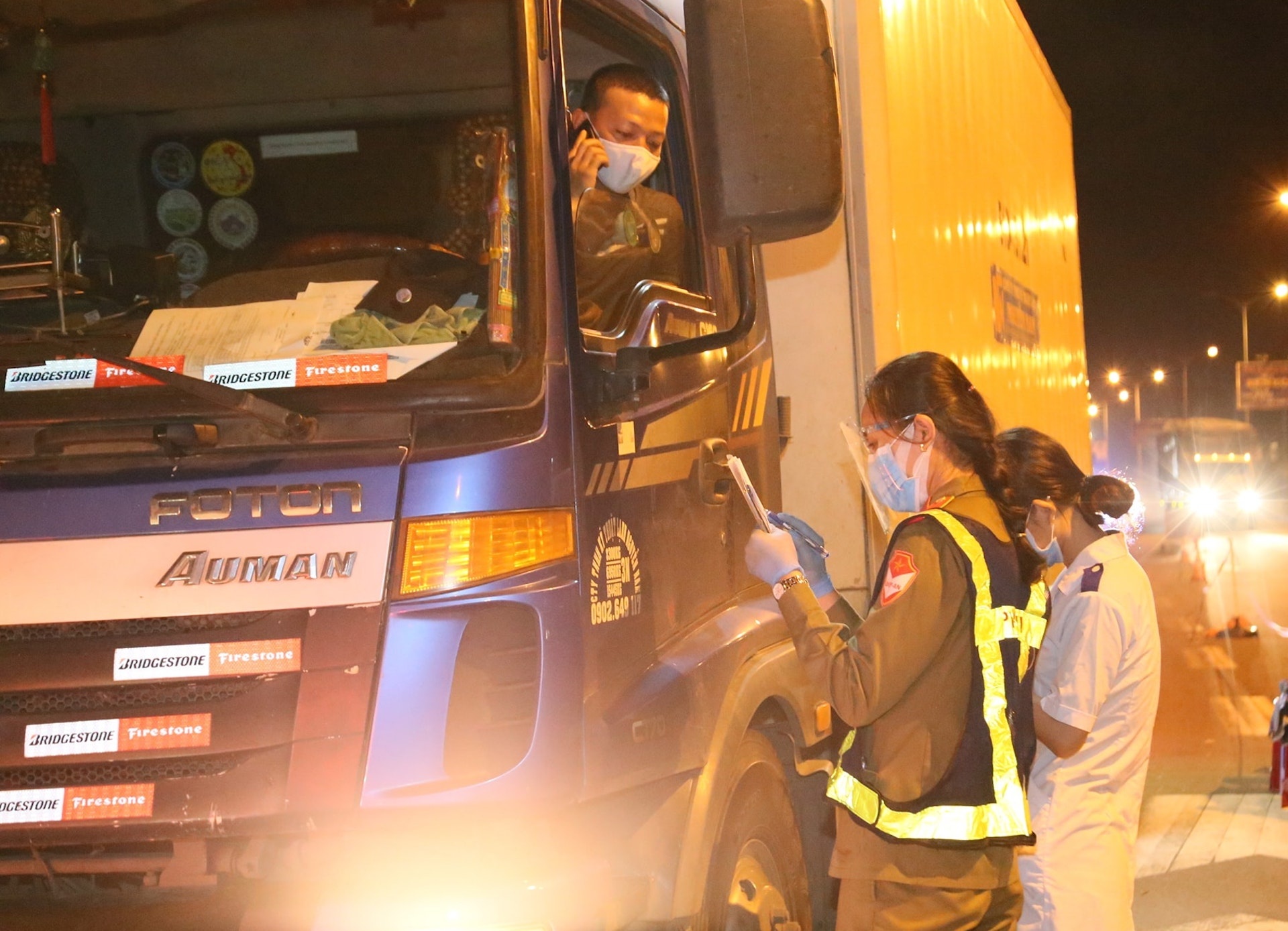 Can Tho phong toa them hai khu vuc,  dieu chinh vi tri chot kiem soat anh 1