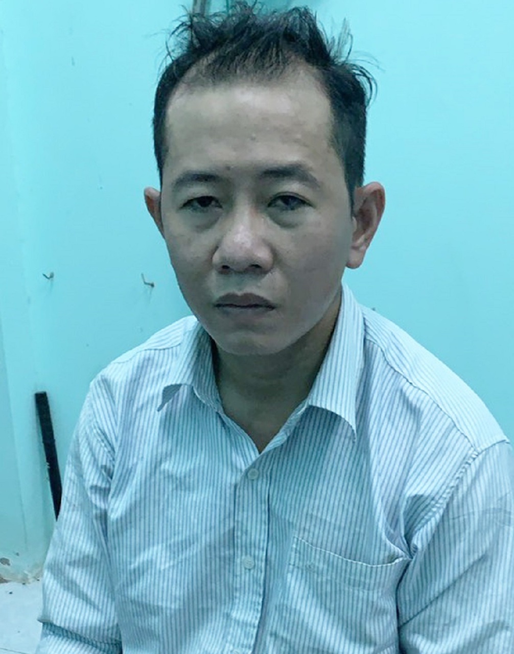 Chem hang xom tu vong vi lop ton lan ranh ranh nha anh 1