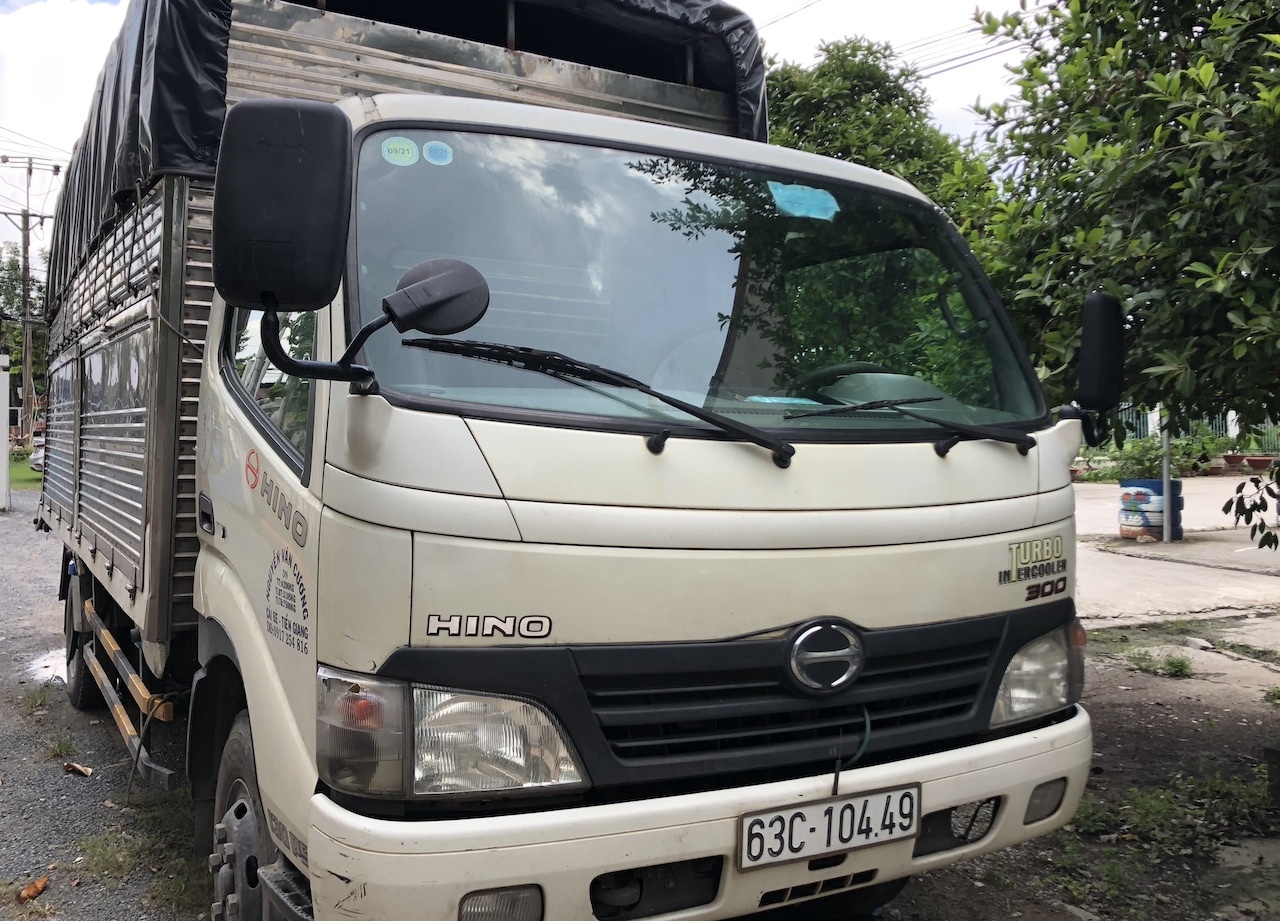 Tài xế xả thải bị phạt 180 triệu đồng  ảnh 2 Tai xe xa thai bi phat 180 trieu dong anh 2