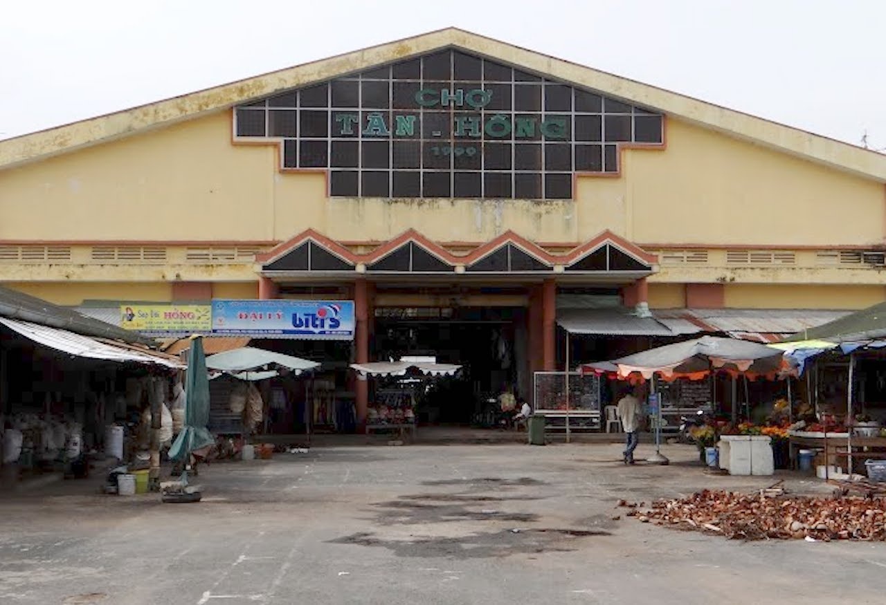 Dong Thap phat hien o dich o cho bien gioi, phong toa 850 ho dan hinh anh