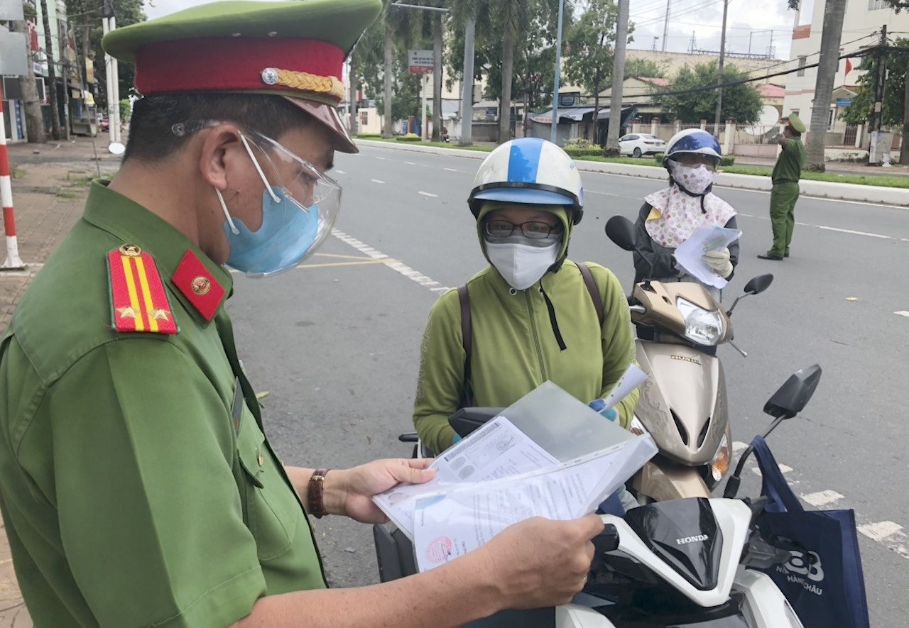 Giam phat cho nam sinh ra duong vi 'quen ma PIN the ATM' hinh anh