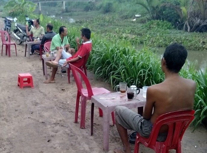 Chủ quán cà phê cùng 5 người khách bị phạt 90 triệu đồng ảnh 1 Chu quan ca phe cung 5 nguoi khach bi phat 90 trieu dong anh 1