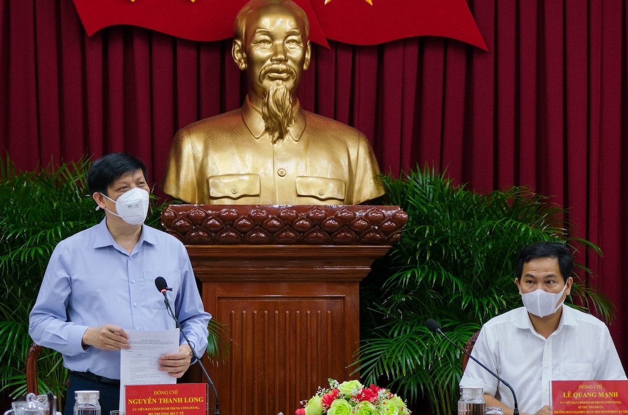 Bo truong Y te: ‘Can tho day nhanh xet nghiem,  tiem vaccine’ anh 1