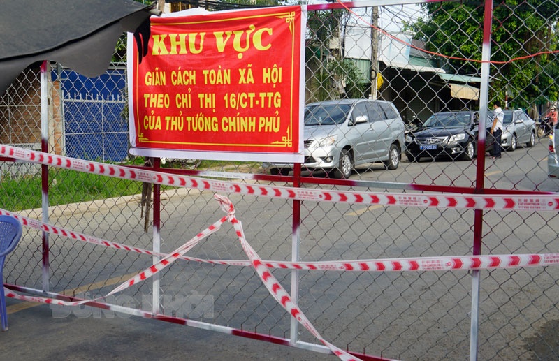 Tra Vinh, Long An va Ben Tre tiep tuc gian cach theo Chi thi 16 hinh anh