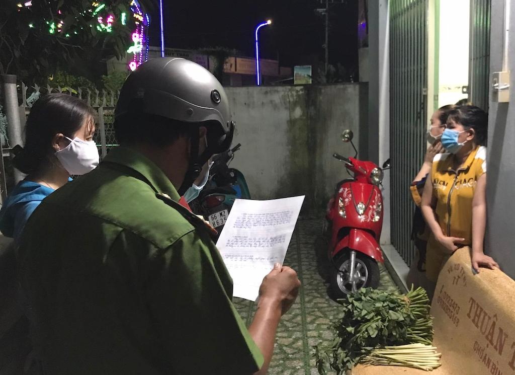 3 cô gái ăn nhậu trong phòng trọ bị đề nghị xử phạt 45 triệu đồng ảnh 1 3 co gai an nhau trong phong tro bi de nghi xu phat 45 trieu dong anh 1
