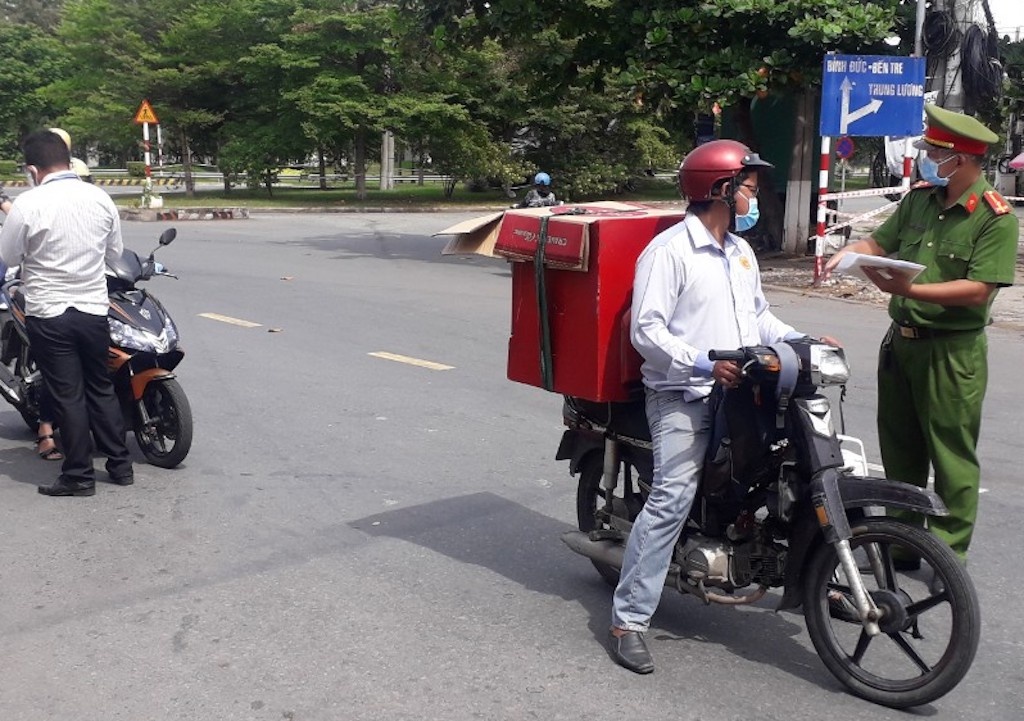 Nhieu dia phuong o Tien Giang gian cach xa hoi theo Chi thi 16 hinh anh