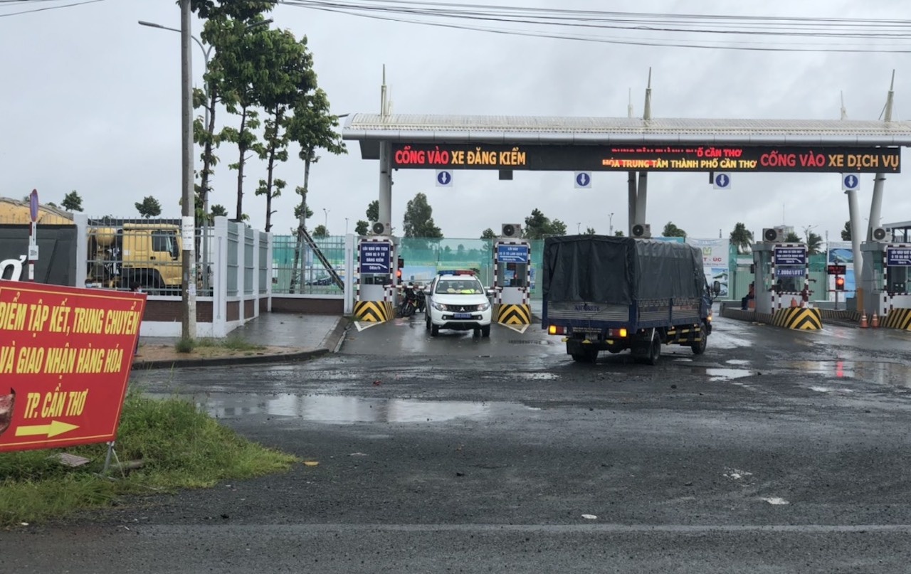 Tai xe giao nhan hang hoa o Can Tho phai dang ky truoc anh 3