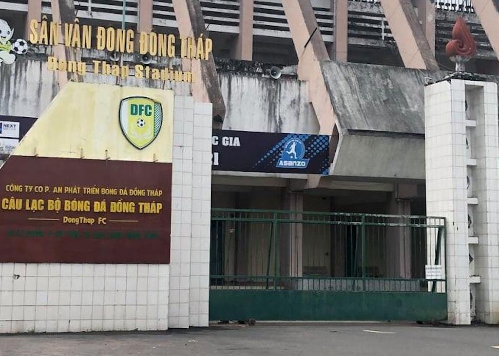 Phat hien o dich o san van dong Dong Thap hinh anh