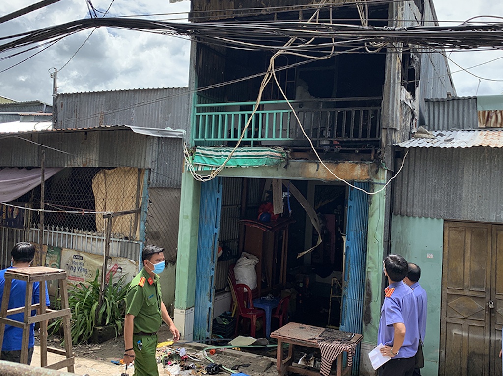 Ca nha bi phong hoa vi nghi an ghen tuong tinh ai anh 2