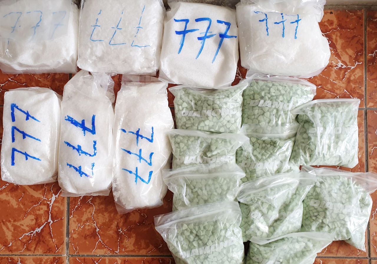 Truy to nhom mua ban 34 kg ma tuy hinh anh