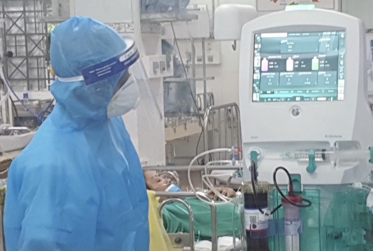 ​31 y bac si tung phoi nhiem Covid-19 xin tiep tuc phuc vu F0 hinh anh