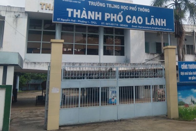 Điều tra nguồn gốc 'clip nhạy cảm' giáo viên để lộ khi dạy trực tuyến ảnh 1 Dieu tra nguon goc 'clip nhay cam' giao vien de lo khi day truc tuyen anh 1