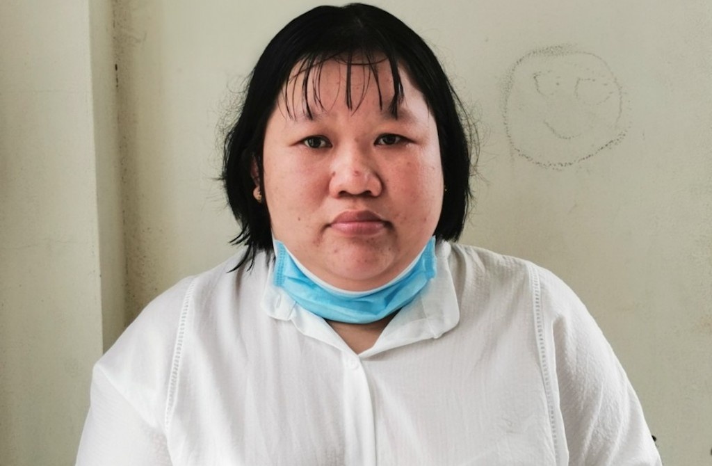 Nhan vien quay thuoc trom tien ty cua chu hinh anh