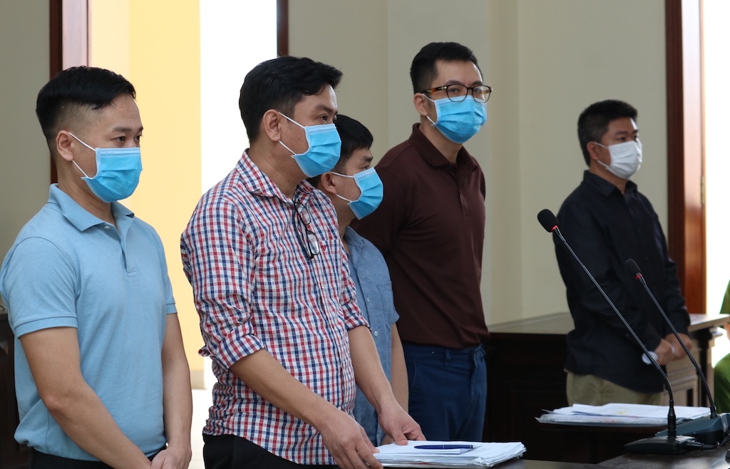 Y án Trương Châu Hữu Danh và nhóm ‘Báo Sạch’ ảnh 1 Y an Truong Chau Huu Danh va nhom ‘Bao Sach’ anh 1