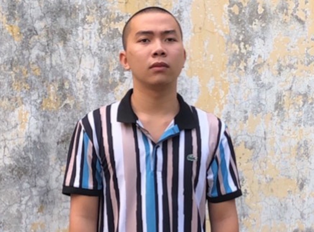 Nhot nguoi no tien vao phong tro hinh anh